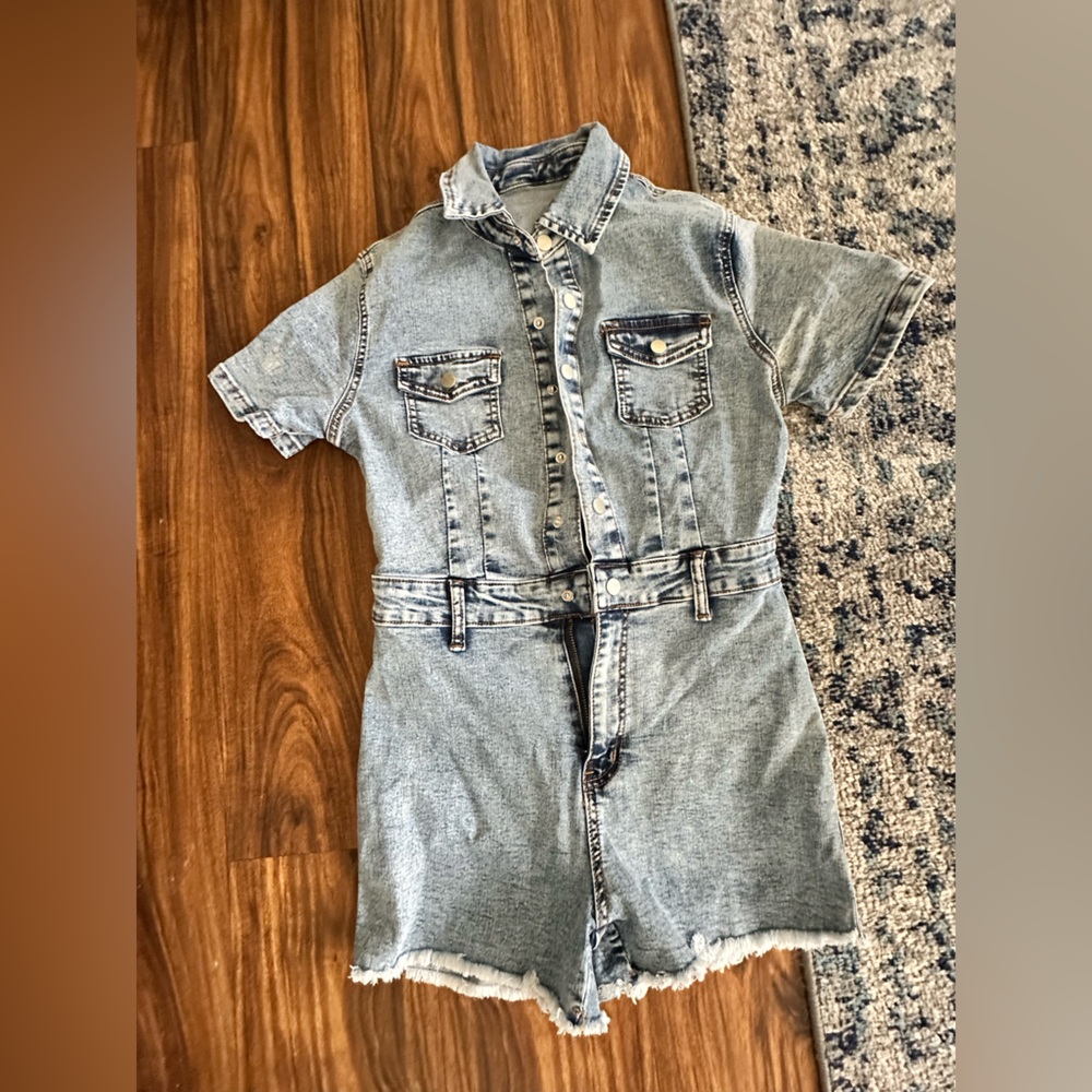 Light Wash Denim Romper / Short Sleeve Button Front